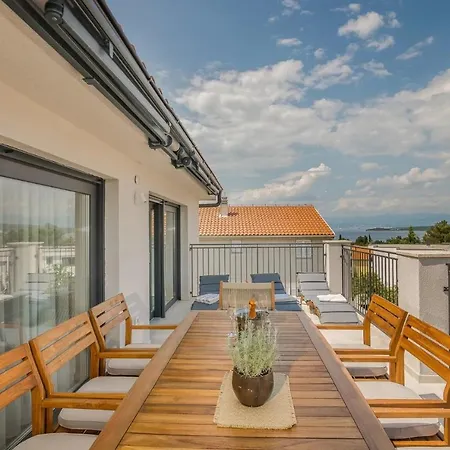 Apartamento With A Parking Space Nska, Krk - 21707